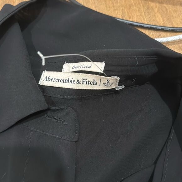 Abercrombie + Fitch Black Sheer Button Up Top - Picture 5 of 5